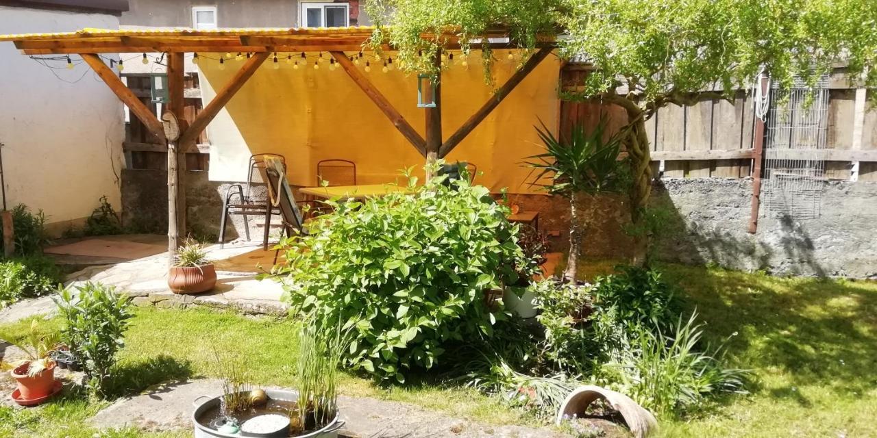Vip-Zelten Im Garten - Camping Weischlitz Exterior photo